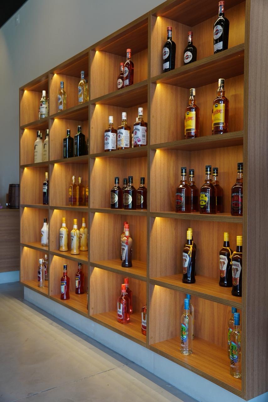 Adega Premium